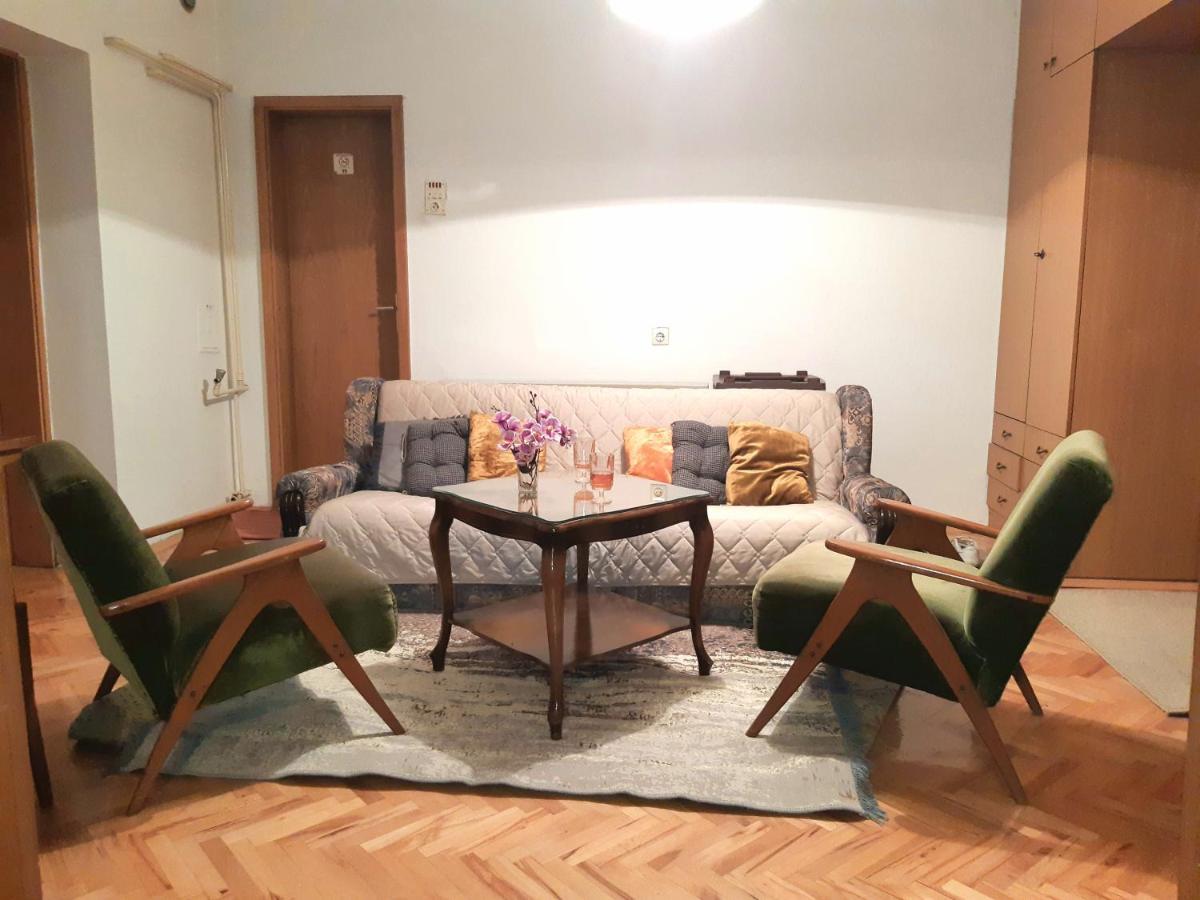Digital Nomad Comfy Apartment,Foot Mountain Vodno And Millennium Cross,19 Min By Walk To Cener,Free Parking Escópia Exterior foto